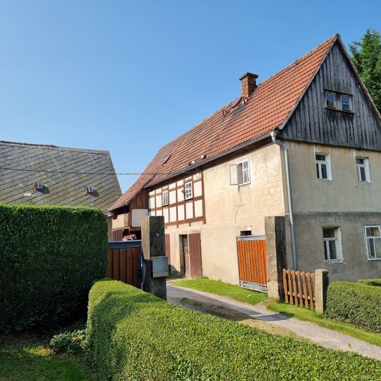 Seitengebäude eines Bauernhofes Basteistraße 78