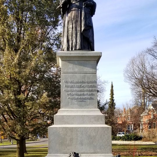 Statue of Queen Victoria