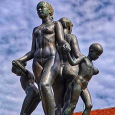 Statue