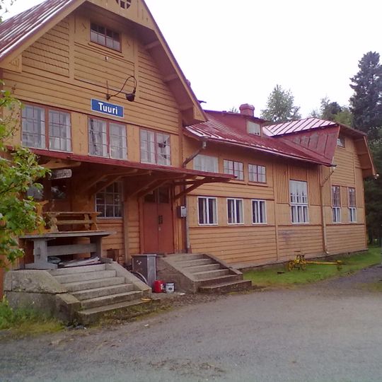 Tuuri railway station building