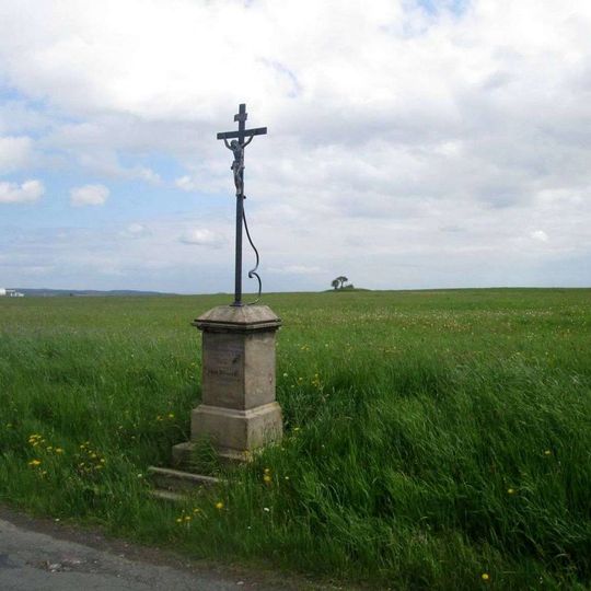 Kříž jihozápadně od Bezdružic