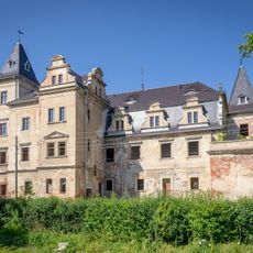 Palace in Nowizna