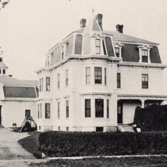 Walter P. Mansur House