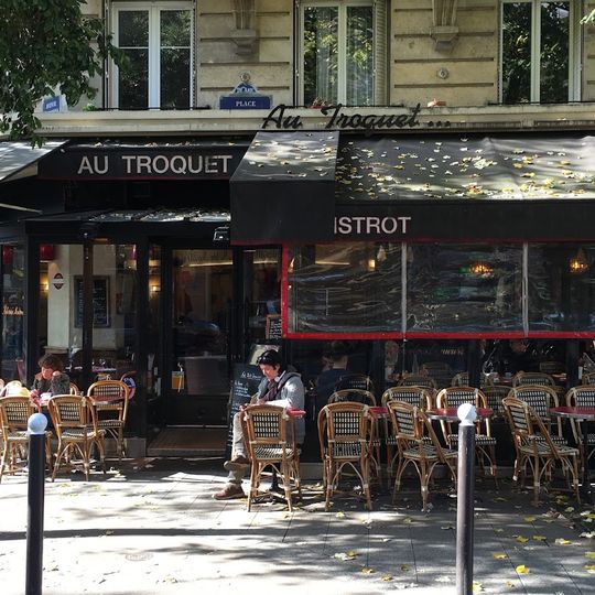 Au Troquet
