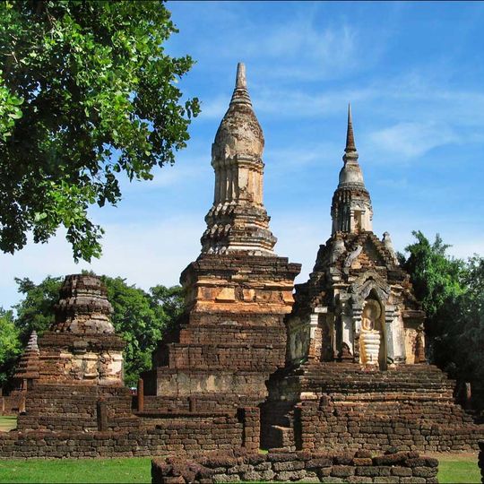 Wat Chedi Chet Thaeo