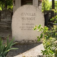 Grave of Mussot