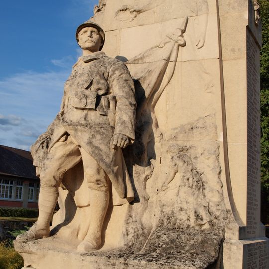 Monuments aux morts de Villeneuve-sur-Yonne