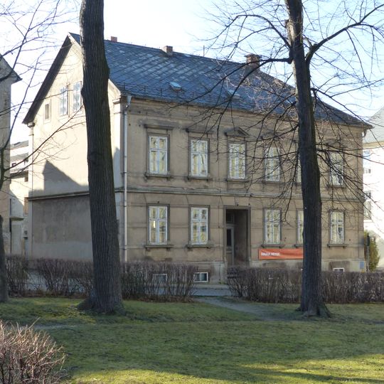 Schwesternhaus Zinzendorfplatz 6; 7