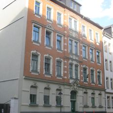 Mietshaus in halboffener Bebauung Philippstraße 15