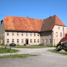 Rittergut Niederburkau (Sachgesamtheit) Hauptstraße 142, 143, 144, 146, 147, 148