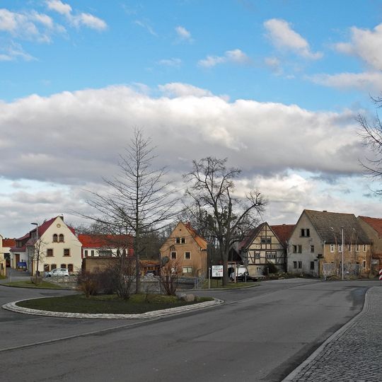 Denkmalschutzgebiet Rundling Borthen - -