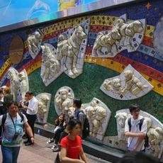 Relief sculpture
