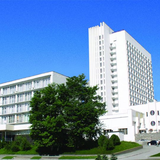 Hotel Mir