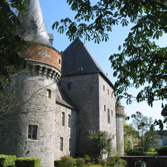 Solre-sur-Sambre Castle