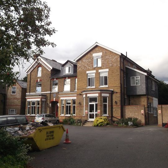 Fairmount Ladies Rest Home