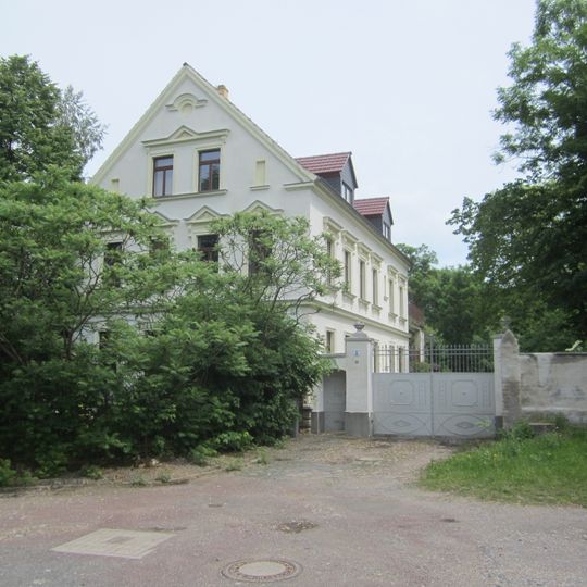 Wohnhaus Zuckelhausener Ring 6