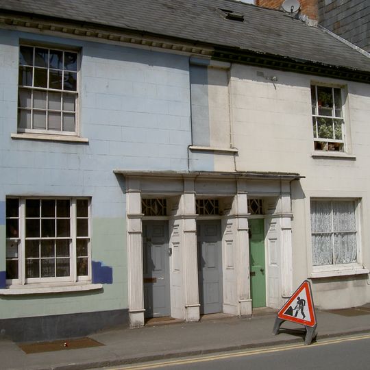 93 & 94 The Struet, Brecon