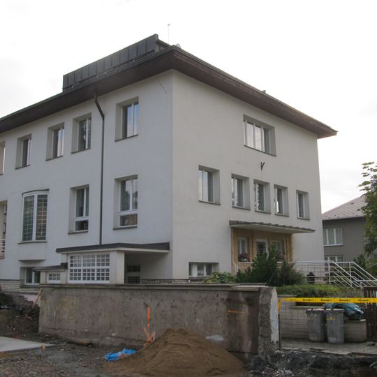 Jiřího z Poděbrad 22