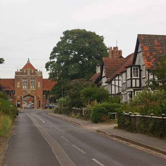 6 And 7, The Whinlands