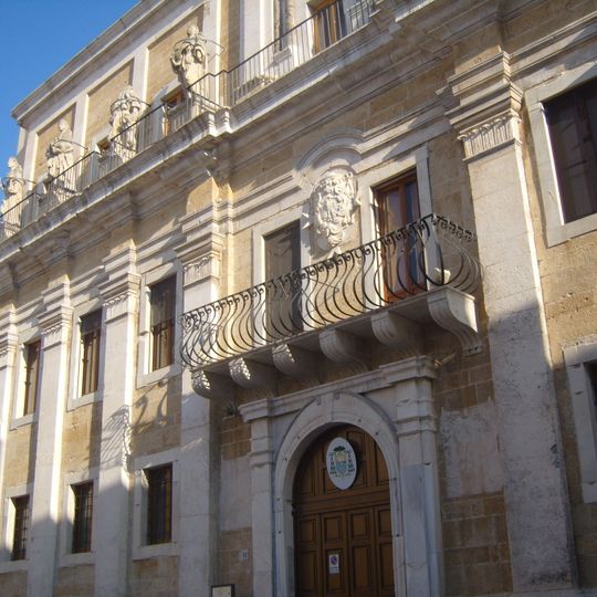 Annibale De Leo Archbishopric Library