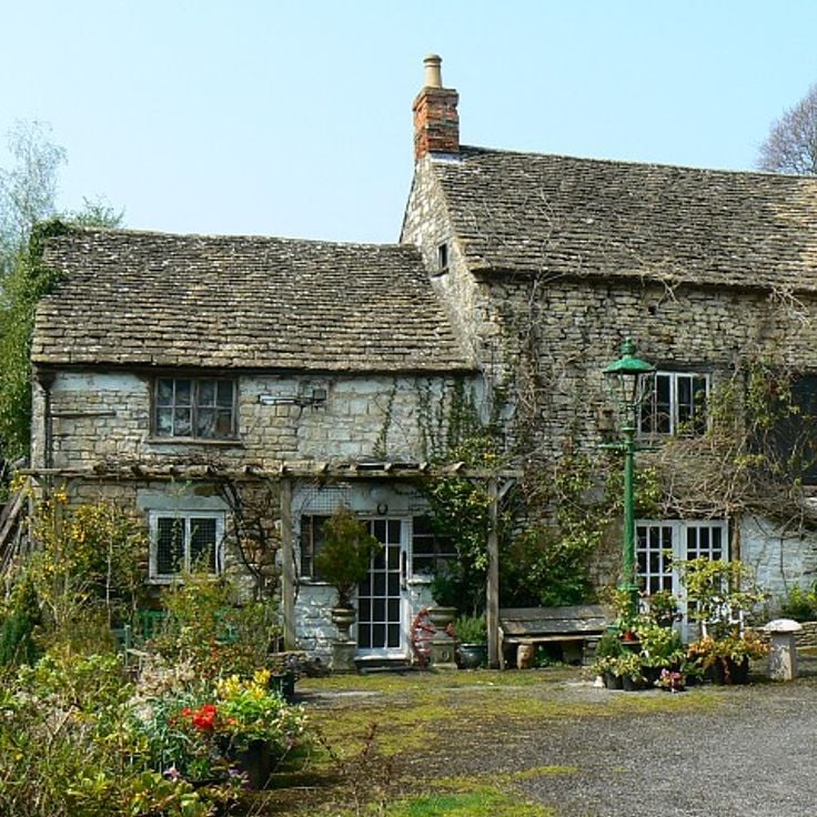 Ancient Ram Inn