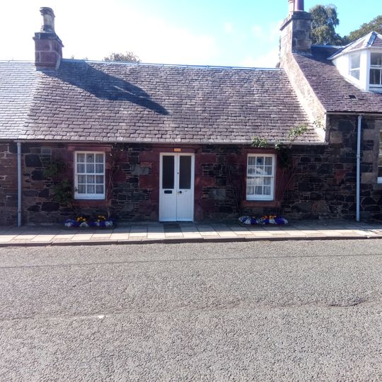 Avernish, Broughton Village