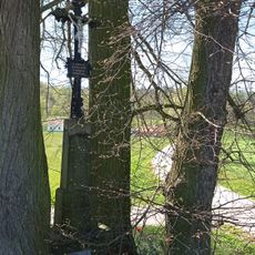 Wayside cross