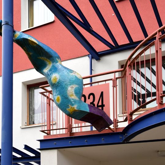 Skulptur in der Cecilienstraße 234