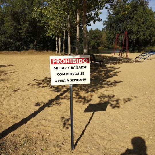 Playa Fluvial La Rasera