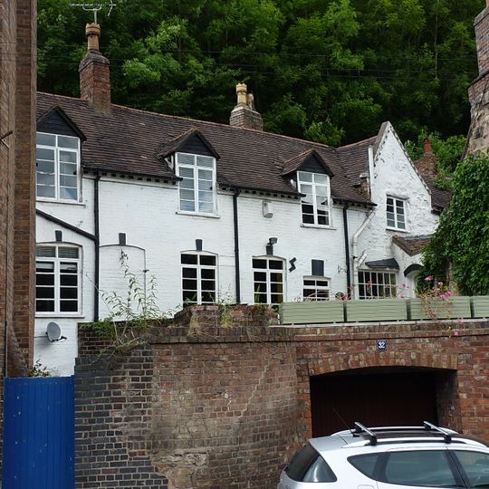 31 And 32, The Wharfage