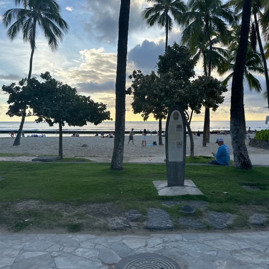 Kuhio Beach Park