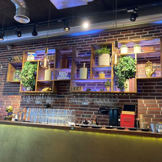 Zenith Brunch & Cocktails