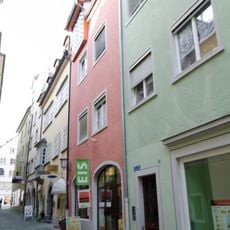 Wohn- und Geschäftshaus