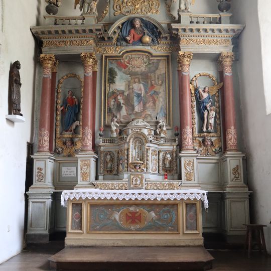 High altar of Église Sainte-Agnès de Tréfumel