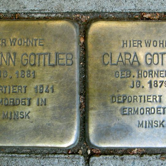 Stolperstein en memoria de Hermann Gottlieb