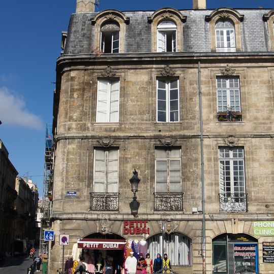 Immeuble, 7 cours Victor-Hugo