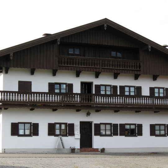 Ehemals Bauernhaus mit Schmiede