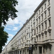 89-105, St George's Square Sw1