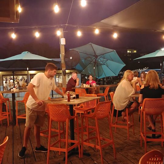 Skull Creek Dockside