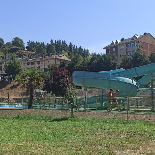 Aqua Park municipal Vega de Espinareda