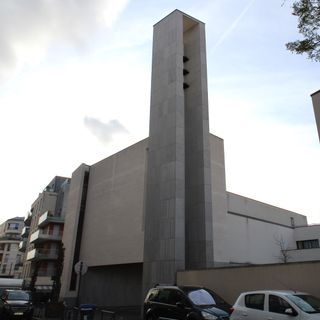 Église Notre-Dame-du-Rosaire des Lilas