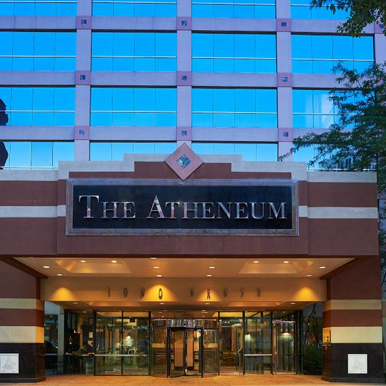 Atheneum Suite Hotel