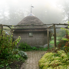 De Wiersse: hut, thans staande aan de westzijde van de 'Lage tuin'