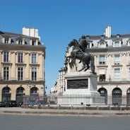 place des Victoires