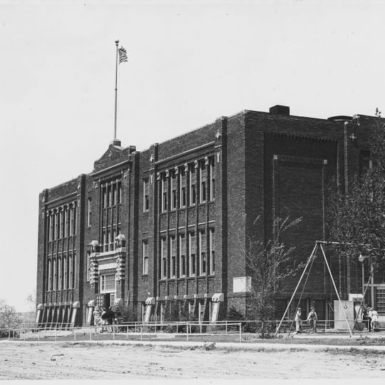 Irwin Consolidated School