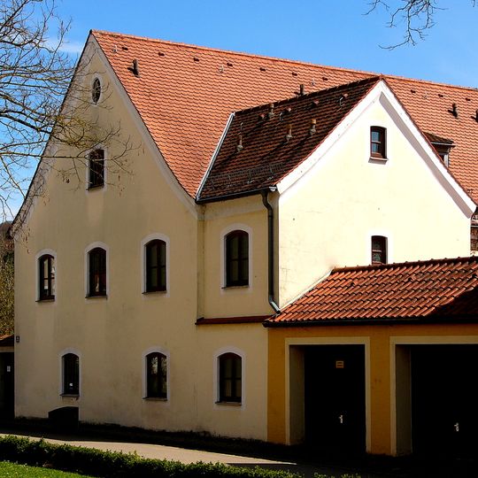 Ehemaliges Wirtschaftsgebäude des Franziskanerklosters, heute Wohnhaus