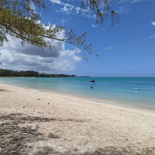 Mont Choisy Public Beach
