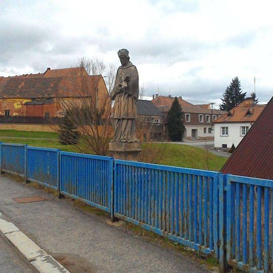 Socha svatého Jana Nepomuckého v Liticích
