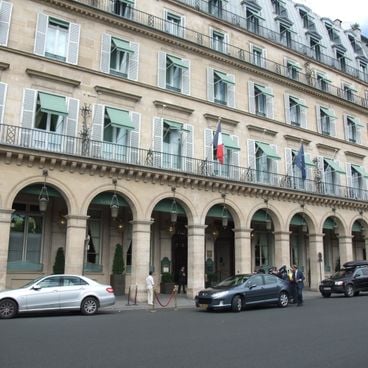 The dream life in Paris: prestigious palaces and 5-star hotels