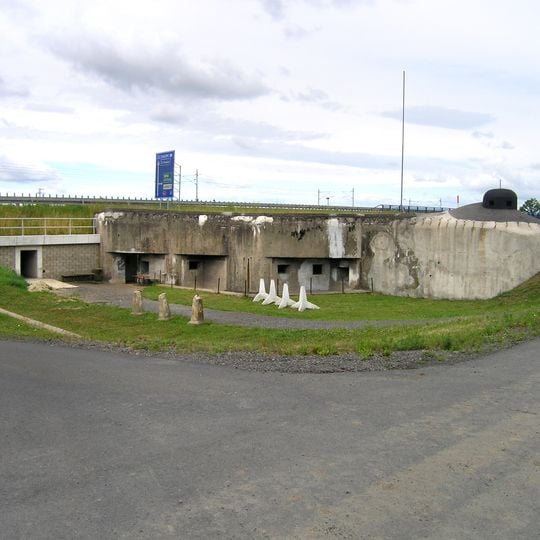 MO-S 5 Na trati casemate